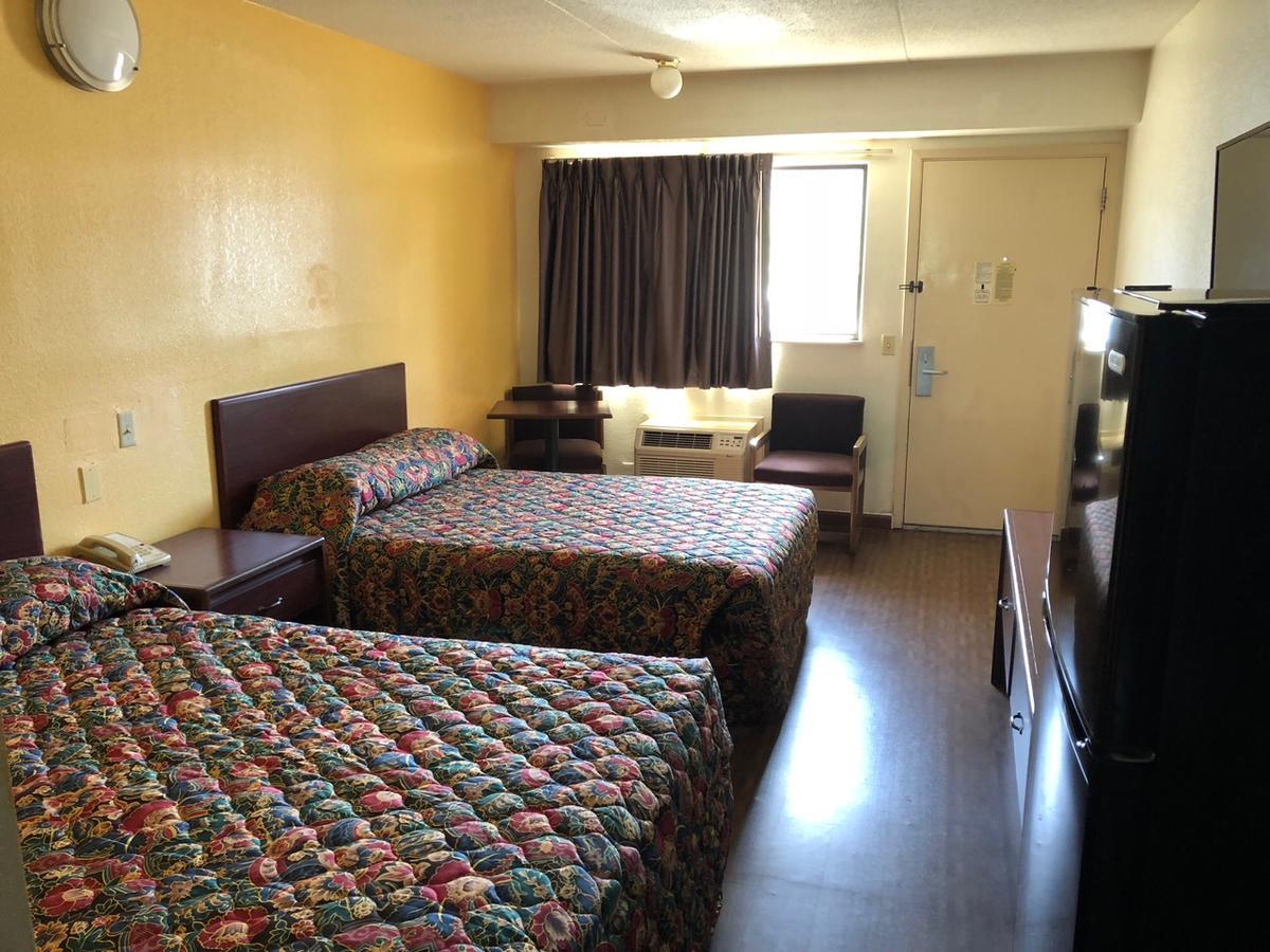Lone Star Inn แคร์รอลตัน ภายนอก รูปภาพ